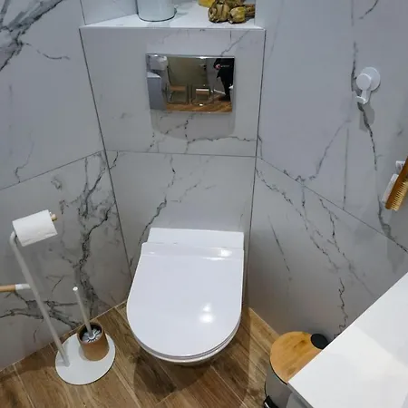Delfini Villa, Beachfront 2-bdrm Maisonette פוסידי