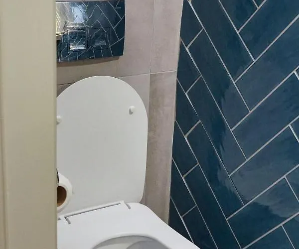 Delfini Villa, Beachfront 2-bdrm Maisonette 度假居